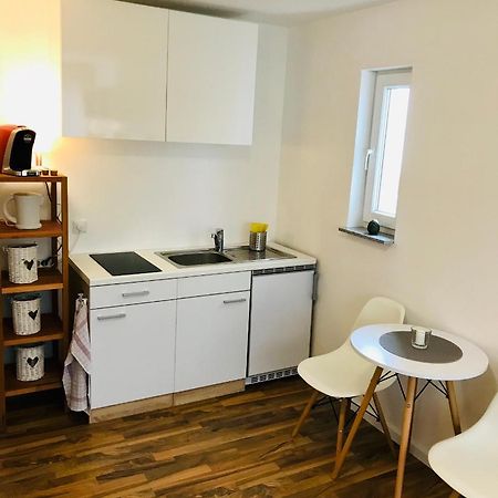 Top Renoviertes Apartement In Bester Lage Von Homburg- 5 Fussminuten Zur Uniklinik 洪堡 外观 照片